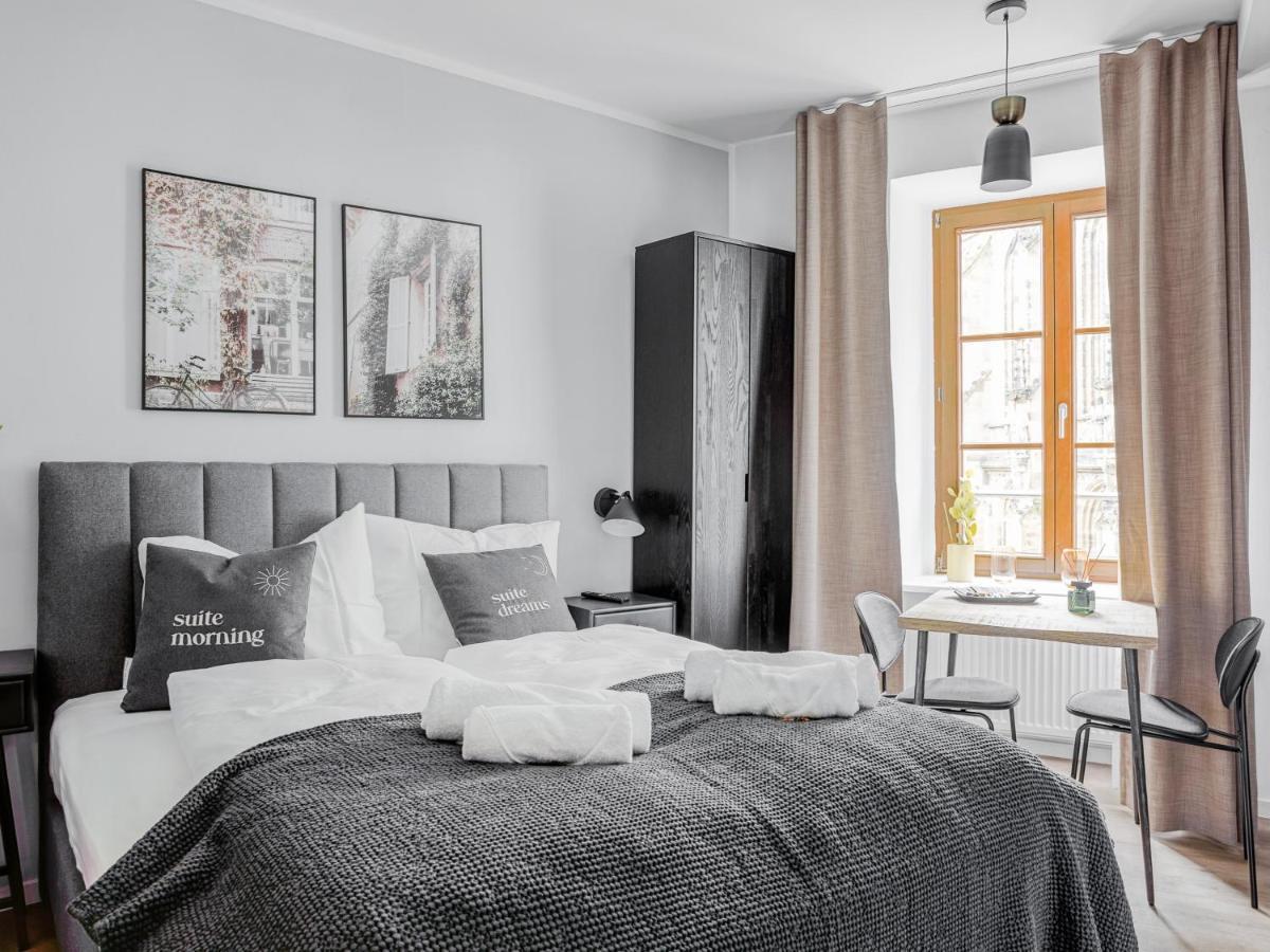 Limehome Zwickau Hauptmarkt Bagian luar foto